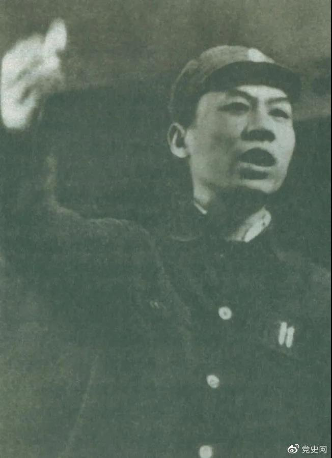 1943年，劉少奇在延安(ān)。